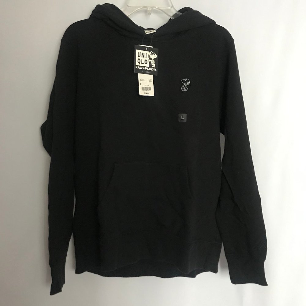 Uniqlo x Kaws x Peanuts Snoopy Black Hoodie